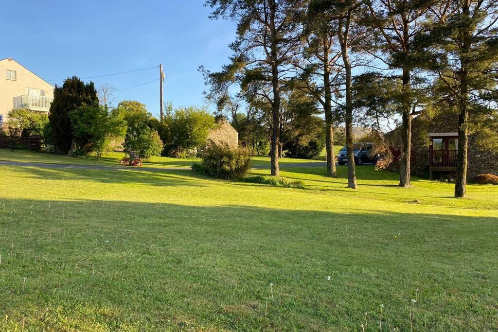 Lake District Romantic Get Away In 1 Acre Gardens Off M6 Penrith Exterior foto